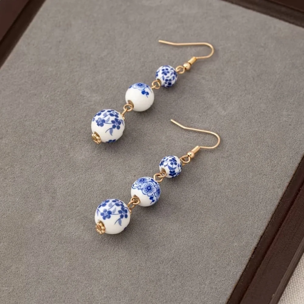 NEW ! Elegant Blue and White Dangle Earrings. 💙 Birthday Gift. Holiday gift